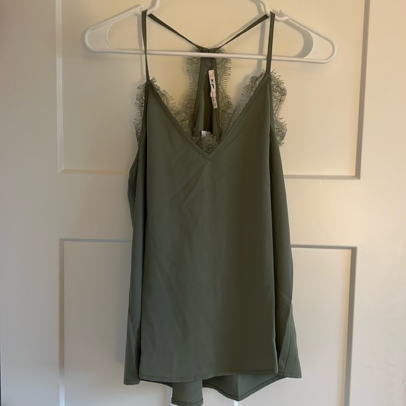 NWT francesca’s green lace tank top - Picture 1 of 4